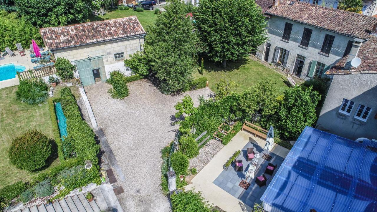 Les Tuileries De Chanteloup La Roche-Chalais Kültér fotó